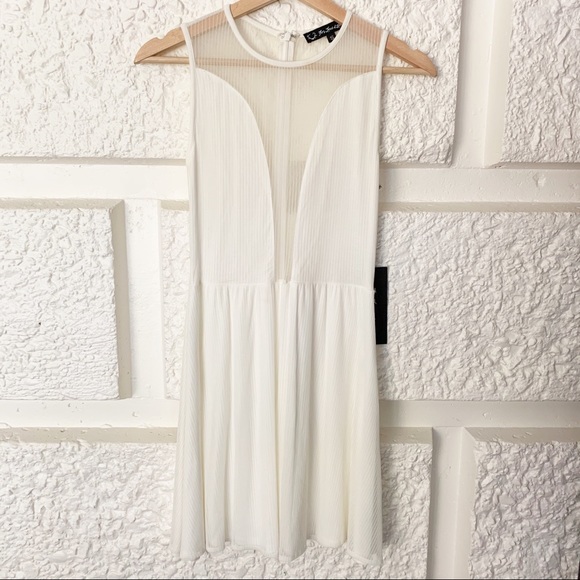 For Love And Lemons Dresses & Skirts - For Love & Lemons Lulu White Plunge Dress